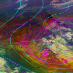 Il ciclone che ha flagellato la Sicilia prova la “tropical transition” allontanandosi su Tripoli